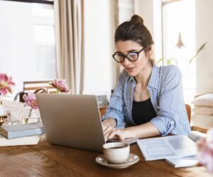 Mesa de escritorio para hogar