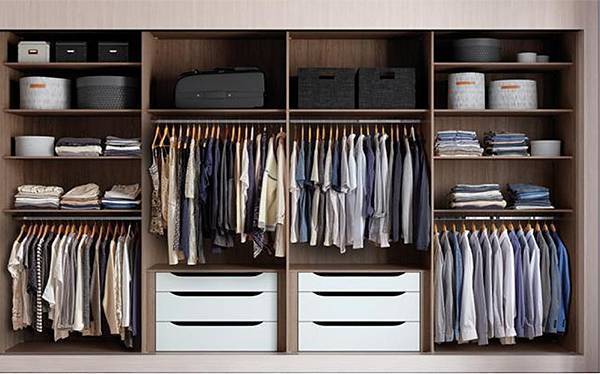 52 armarios empotrados que solucionarán todos tus problemas de almacenaje   Diseño de armario para dormitorio, Armarios empotrados, Interiores de  armarios